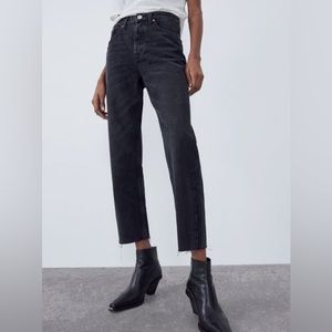 NWT Zara High Waisted Ankle Length Black Straight Jeans